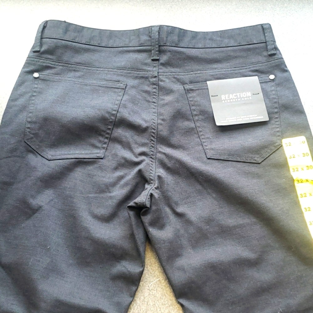NWT Kenneth Cole Reaction Grey Jeans